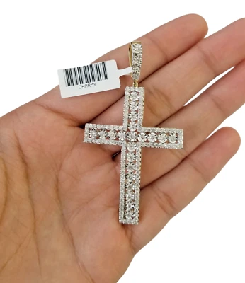 Colgante con dije de cruz de diamantes de oro amarillo real de 10 k de 2 quilates de diámetro para hombres Cruz de Jesús de 2,5 pulgadas Foto 1 de 4