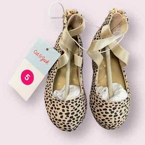 Cat & Jack Toddler Girls' Trinity Leopard Spot Ballet Flats - Size 5 - Bild 1 von 3