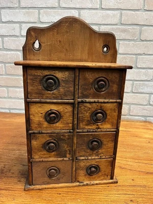 Antiguo Primitivo Siglo XIX Colgante de Pared 8 Cajones Armario de Especias Granja Campo Foto 1 de 4