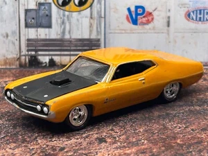 Ford Torino 1970 Johnny Lightning (naranja) suelto - Imagen 1 de 4