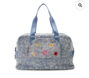 "Bolso de Lona No Boundaries Dome Weekender Denim Floral Bordado 25"" X 13""X24""" - Imagen 1 de 4