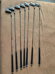 Titleist T100 Iron Set 4-PW 2021 - AMT Tour White S300 Stiff - Good Condition RH - Picture 1 of 10
