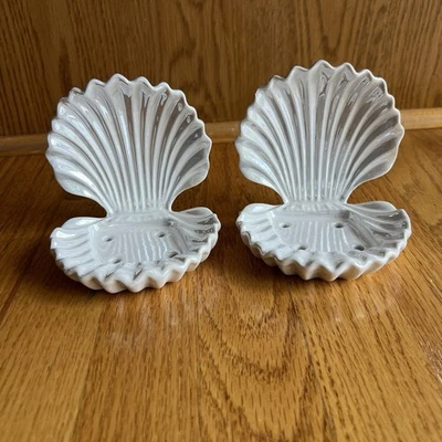 Bath & Body Works Sea Clam Shell White Iridescent Soap Holder Seashell Lot of 2 - Image 1 of 4