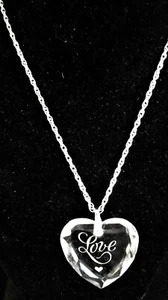 Valentine Hallmark Crystal Heart Love Pendant & Chain Necklace - Picture 1 of 5