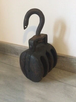 Ancienne Grosse Poulie De Bateau En Bois 3 Reas - Photo 1/3