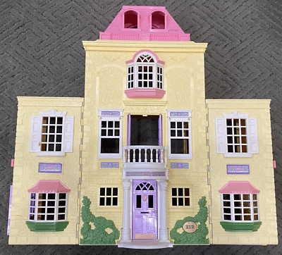 Vintage 1990s Fisher Price Loving Family Folding Doll House | Yellow Pink Girls - Image 1 of 4