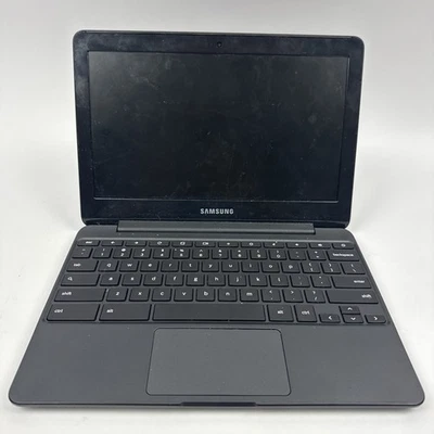 samsung chromebook xe500c13 For Parts - Image 1 of 4