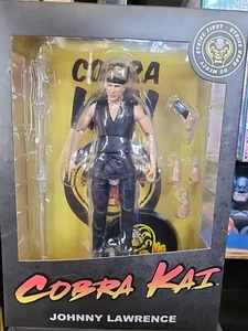 Cobra Kai Series 1 Deluxe Johnny Lawrence Action Figure Diamond Select Toys - Picture 1 of 1