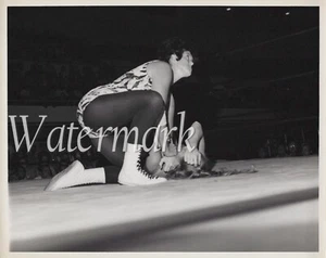 VTG Wrestling Women Original Photos, B&W Print 8" x 10", Becker, Starr - Picture 1 of 2