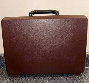 Maletín de colección Samsonite marrón rígido accesorio corredor con llaves equipaje - Imagen 1 de 7