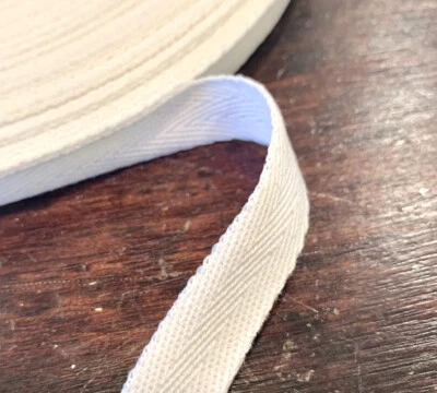 Bolso con correa de costura de cinta de sarga de espiga de algodón blanco de 16 mm negro 2 m Foto 1 de 3