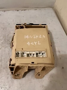 2014 TOYOTA VENZA INTERIOR UNDER DASH AWD RELAY FUSE BOX OEM - Picture 1 of 6