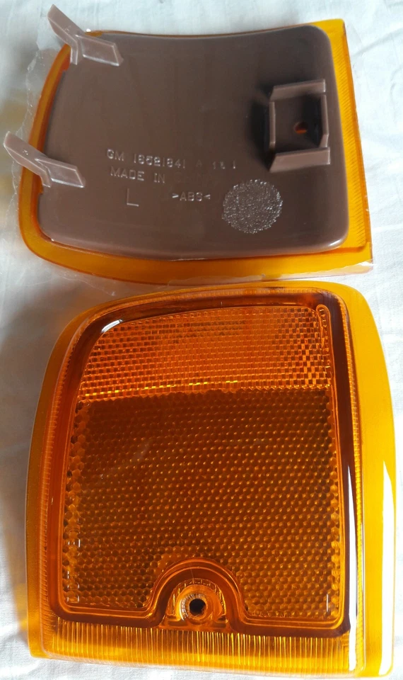 Genuino GM Chevy Express / GMC Savana 1996-2002 Frt Side Reflex, LH p/n 5977399 Foto 1 de 1