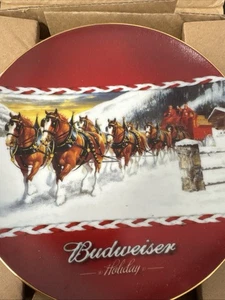 Anheuser Busch Budweiser Clydesdales Sliegh 2010 Holiday Plate Holiday nuevo en caja #1208 - Imagen 1 de 8