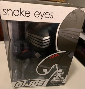Mighty Muggs GI JOE SNAKE EYES & Q POP BATMAN FIGURINES NIB - Picture 1 of 4