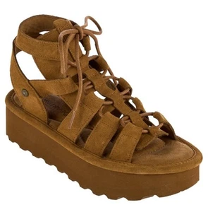 Sandalia plataforma gladiador gamuza 8 elevaciones BEARPAW para mujer - Imagen 1 de 8