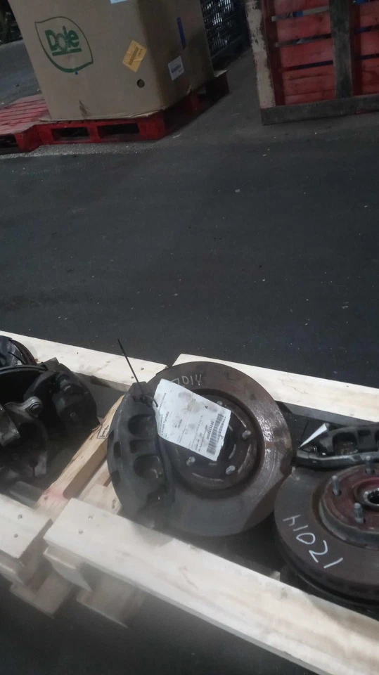 Nudillo de dirección delantero izquierdo usado se adapta a: Dodge Journey 2014 delantero izquierdo grado A Foto 1 de 2