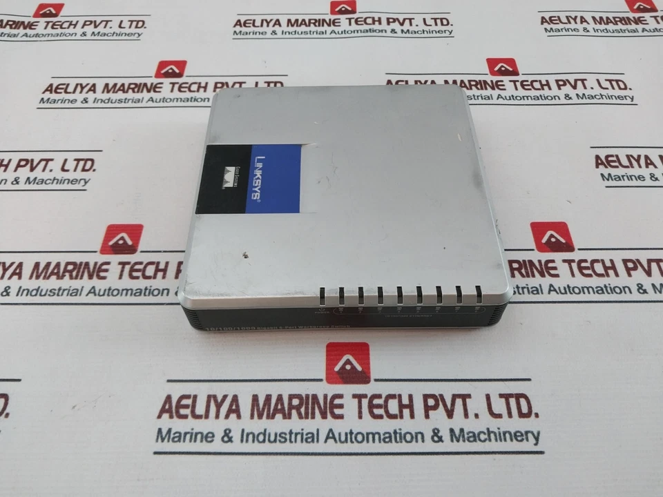 Linksys EG008W 8-port Workgroup Switch - Image 1 of 4