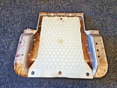 1999-2006 GMC Chevy Yukon Silverado Passenger Seat Frame Base Metal Grille OEM - Изображение 1 из 4