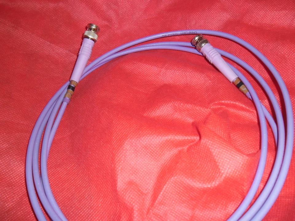 CABLE CANFORD SDV-LFH BNC-BNC 75 OHM PÚRPURA para señales de video digital serie