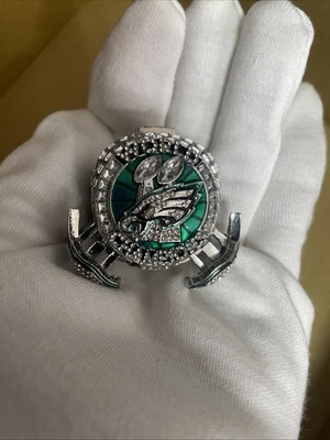 费城老鹰队超级碗 LIX 戒指,Hurts Wings Pop — 第 1/4 张图片