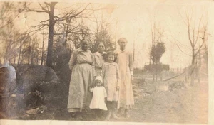 VTG Photo Beautiful Women Girls Outdoors Woods 1920 - Picture 1 of 2