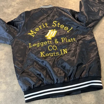 Chaqueta De Colección Para Hombre L CARDINAL EE. UU. Merit Steel Negra Satén Varsity Snap Bomber Foto 1 de 4