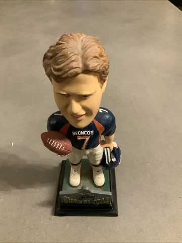 2004 John Elway Hall of Fame Class Bobblehead NFL Denver Broncos Cover
