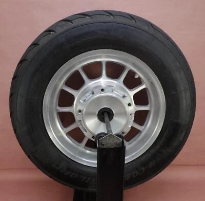 Llanta trasera Triumph America 2006-2015 Avon Cobra cromada AV92 170/80 B15 Foto 1 de 4