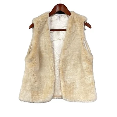 BCBG Generation  Cream Faux Fur Vest M/L BOHO Fall Cozy - Image 1 of 4