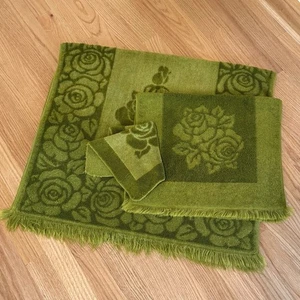 Sears Harmony House Cotton Fringe Avocado Green 3 Pc  Towel Set Vintage - READ - Picture 1 of 15