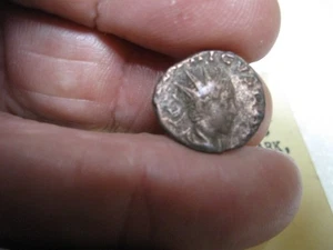 270-273 n. Chr. Tetricus antike römische Münze THE BLACKMOOR Park HOARD Seborne UK - Bild 1 von 10