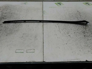 MOLDURAS DELANTERAS / IZQUIERDA / LATERAL LUNA DELANTERA / 528291 PEUGEOT 308 CONFO - Imagen 1 de 4