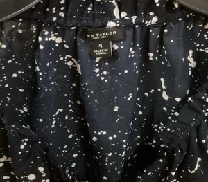 Blusa Pullover Top Ann Taylor Azul y Blanco Botón Cuello en V Sin Mangas Talla 4 - Imagen 1 de 4