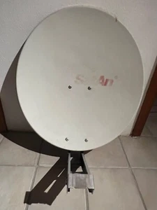 Original SAT-Schüssel Kathrein CAS 60, 60 cm mit LNB-Aufnahme, ohne LNB - Bild 1 von 4