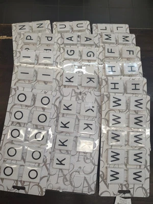 Azulejos de madera A&C Adams 160 piezas nuevas letras surtidas A F L H I K M N G U W O P Foto 1 de 4