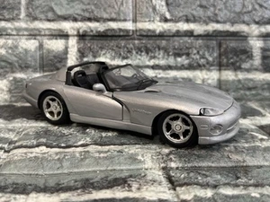 Maisto Silver Dodge Viper RT10 Die Cast car Scale 1/24 Made in Thailand - Picture 1 of 6