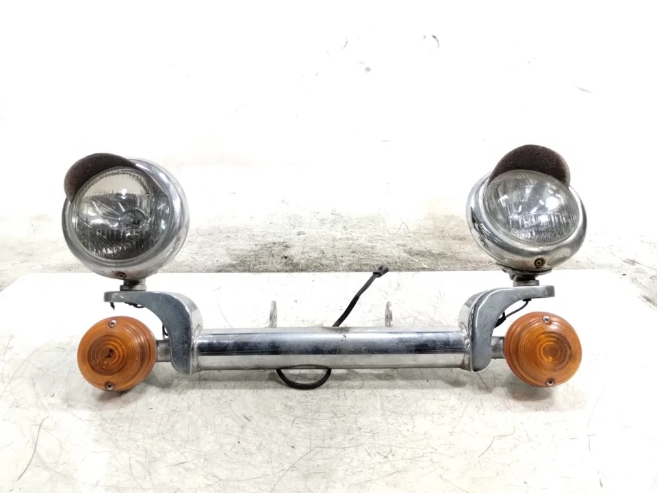 Передний противотуманный фонарь указатель поворота и кронштейн крепления 2000 00 Victory V92 V92C - Изображение 1 из 4