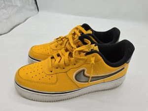 NIKE AIR FORCE 1 AF1 Men Size 11 Gold Sneakers BV1168-700 - Picture 1 of 15