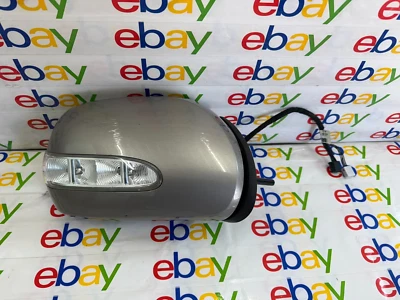 07-09 MERCEDES X164 GL450 RIGHT FRONT MIRROR PASSENGER OEM SILVER 723 DAMAGED - Image 1 of 4