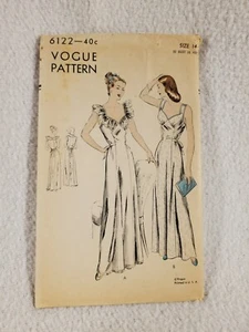Vtg 1950s Vogue Sewing Pattern No. 6122 Chemise Nightgown Size 14 - Picture 1 of 3
