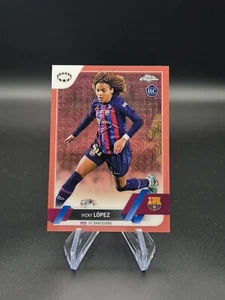 Topps UWCL Chrome 2022-23 - Vicky Lopez FC Barcelona - Rookie Parallel /125 - Bild 1 von 2