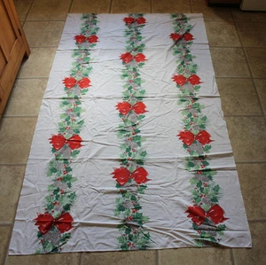 Vintage Tischdecke - Weihnachten mit Stechpalme Tannenzapfen und roten Schleifen 51" x 90" - Bild 1 von 5