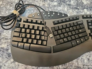 Fellowes Microban Ergonomic Keyboard - USB Cord Model KU-9938 - Picture 1 of 5
