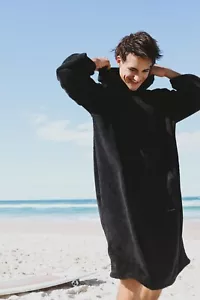 hooded poncho beach towel - Picture 1 of 5
