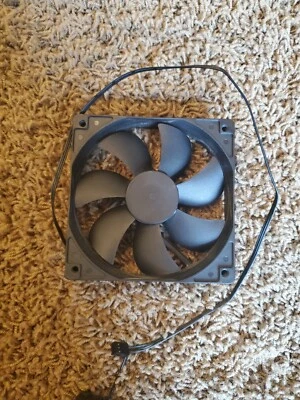 Rosewill 120mm fans DF1202512SELN 120mm x 25mm 12V Black Case Fan 3-Pin - Image 1 of 2