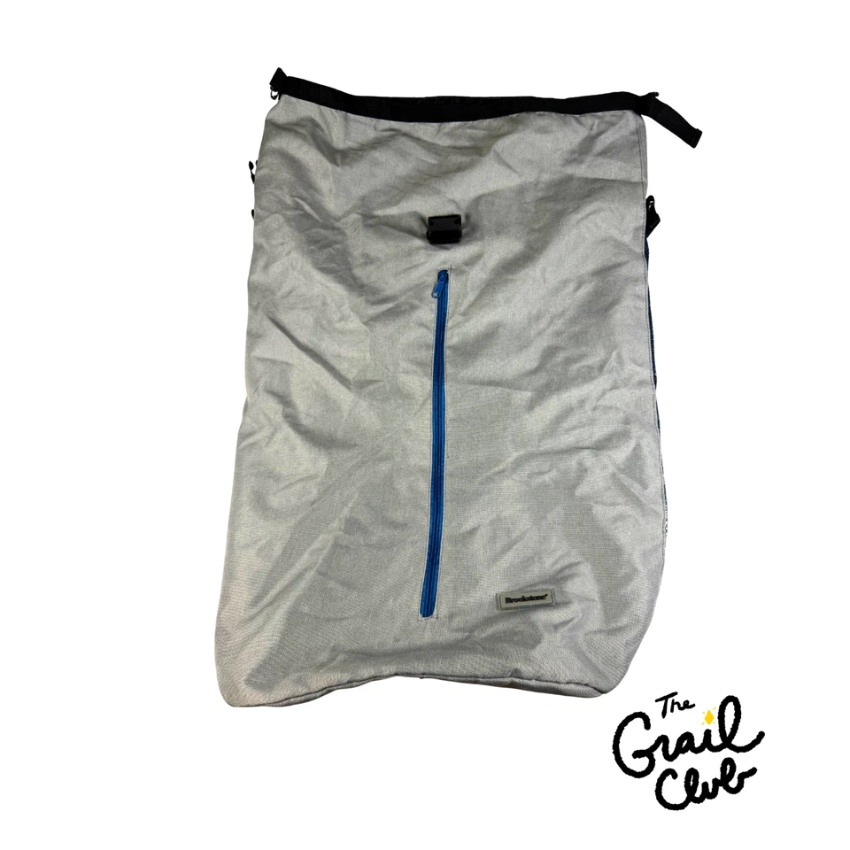 Mochila saco de lavandería Brookstone con tapa enrollable con correas - gris/azul - envío gratuito Foto 1 de 4