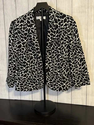 Kasper Women’s Business Coat Blazer Size 8P Black White Animal Print Lined - Image 1 of 4