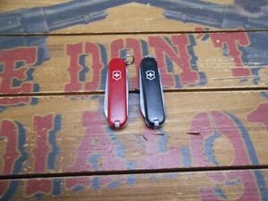Lot of 2 Victorinox Classic SD Swiss Army Knives 58mm Black & Red - Picture 1 of 5