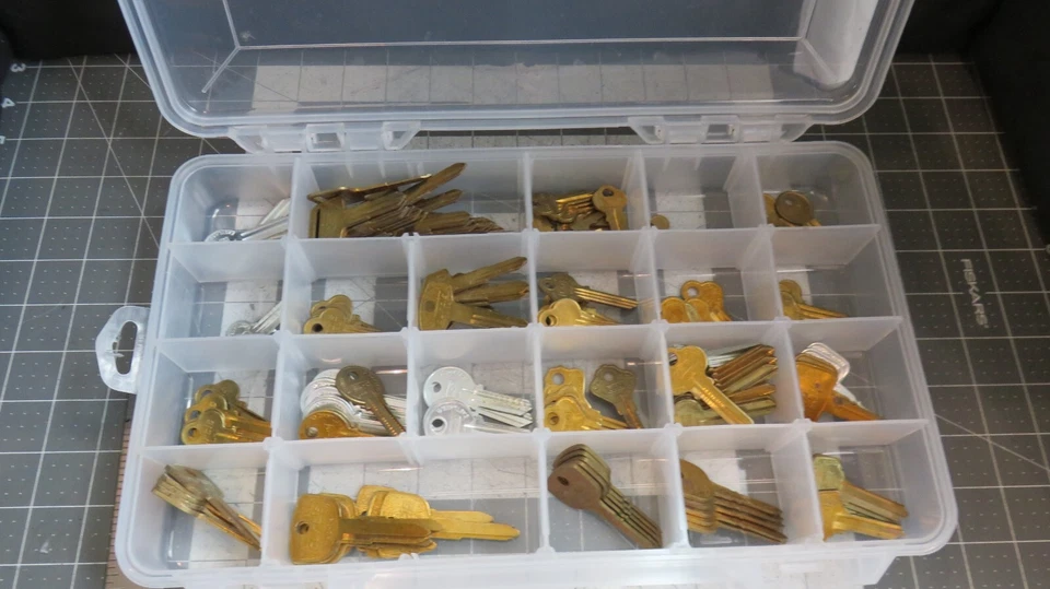 Curtis Key Blanks RU-46, S-1, S-3, S-4, S-6, S-16, S-31, S-32, S-68 - Image 1 of 1